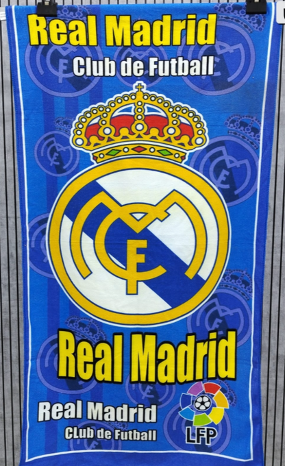 منشفة بعلم ريال مدريد